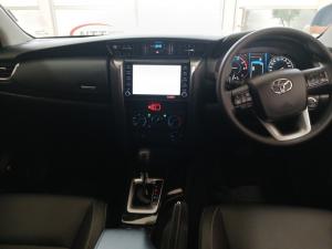 Toyota Fortuner 2.4GD-6 4X4 automatic - Image 6