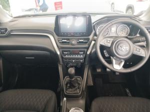 Toyota Urban Cruiser 1.5 XR - Image 6