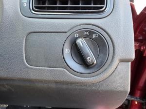 Volkswagen Polo Vivo 1.4 Life - Image 11