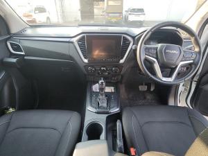Isuzu D-MAX 1.9 Ddi LS 4X4 automatic D/C - Image 6