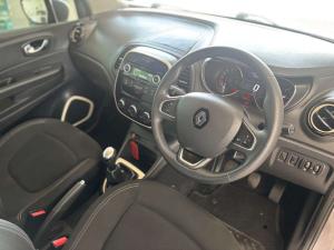 Renault Captur 900T Blaze 5-Door - Image 12