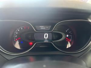 Renault Captur 900T Blaze 5-Door - Image 13