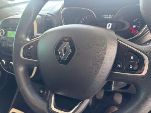 Renault Captur 900T Blaze 5-Door - Image 14