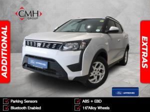 Mahindra XUV300 1.2T W6 - Image 1