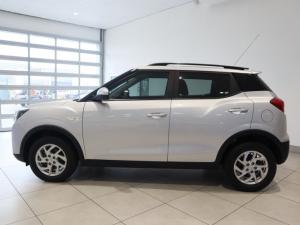 Mahindra XUV300 1.2T W6 - Image 2