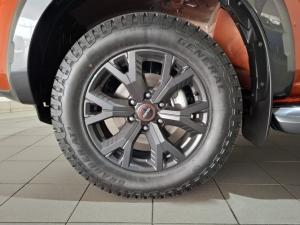 Isuzu D-Max 3.0TD double cab V-Cross 4x4 - Image 11