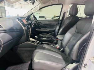 Mitsubishi Triton 2.4DI-D double cab 4x4 Xtreme - Image 12