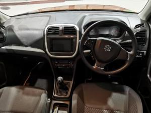 Suzuki Vitara Brezza 1.5 GLX - Image 5