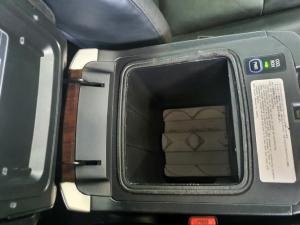 Toyota Land Cruiser Prado 3.0DT VX - Image 16