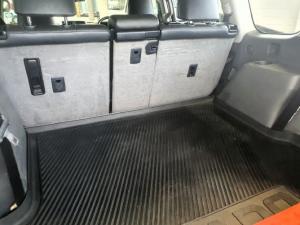 Toyota Land Cruiser Prado 3.0DT VX - Image 6