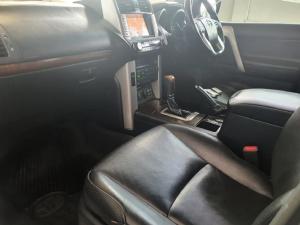 Toyota Land Cruiser Prado 3.0DT VX - Image 9