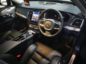 Volvo XC90 T8 Recharge AWD Ultra Dark - Image 5