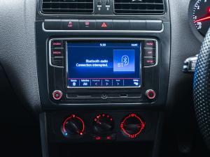 Volkswagen Polo Vivo hatch 1.4 Comfortline - Image 10