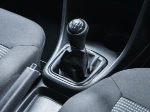 Volkswagen Polo Vivo hatch 1.4 Comfortline - Image 11