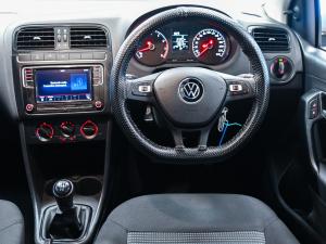 Volkswagen Polo Vivo hatch 1.4 Comfortline - Image 8
