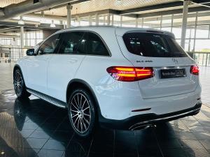 Mercedes-Benz GLC GLC250 4Matic AMG Line - Image 11