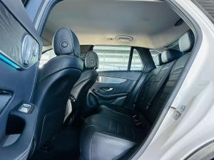 Mercedes-Benz GLC GLC250 4Matic AMG Line - Image 6