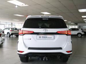Toyota Fortuner 2.4GD-6 auto - Image 4