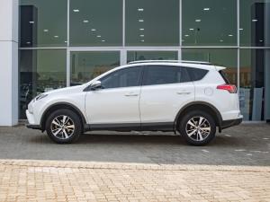 Toyota RAV4 2.0 GX auto - Image 4
