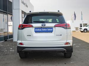 Toyota RAV4 2.0 GX auto - Image 6