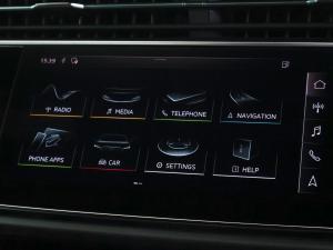 Audi Q8 55TFSI quattro - Image 21