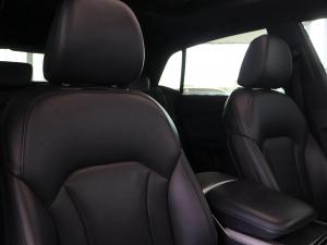 Audi Q8 55TFSI quattro - Image 28