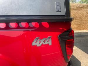 Nissan Navara 2.3D double cab 4x4 SE - Image 9
