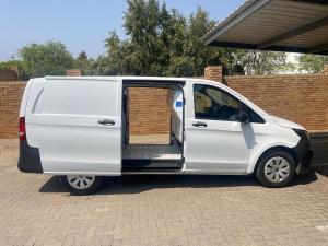 Mercedes-Benz Vito 111 CDI panel van - Image 4