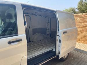Mercedes-Benz Vito 111 CDI panel van - Image 5