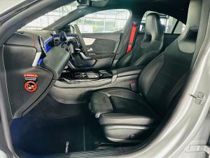 Mercedes-Benz CLA CLA35 4Matic - Image 5
