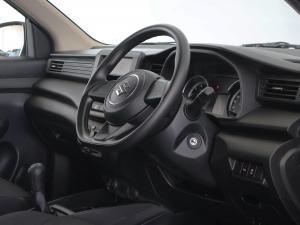 Suzuki Ertiga 1.5 GA - Image 23