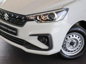 Suzuki Ertiga 1.5 GA - Image 2
