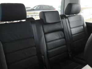 Volkswagen Caravelle 2.0BiTDI Highline 4Motion - Image 27