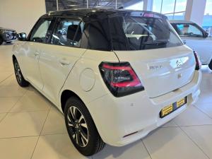 Suzuki Swift 1.2 GLX auto - Image 5