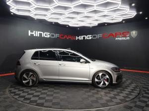 Volkswagen Golf GTI - Image 3