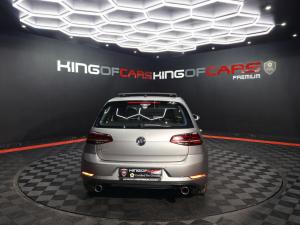 Volkswagen Golf GTI - Image 5