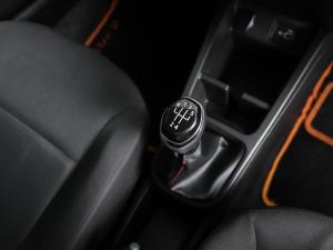 Renault Kwid 1.0 Zen - Image 14