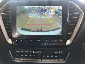 Isuzu D-Max 3.0TD double cab V-Cross 4x4 - Image 13
