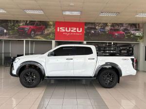 Isuzu D-Max 3.0TD double cab V-Cross 4x4 - Image 8