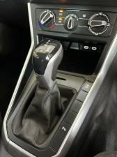 Volkswagen Polo hatch 1.0TSI Life auto - Image 11