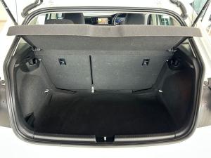 Volkswagen Polo hatch 1.0TSI Life auto - Image 18