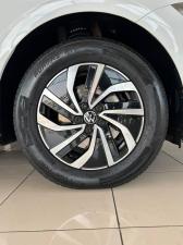 Volkswagen Polo hatch 1.0TSI Life auto - Image 19