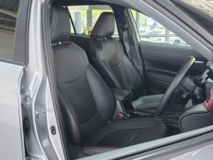Toyota Corolla Cross 1.8 GR-Sport - Image 10