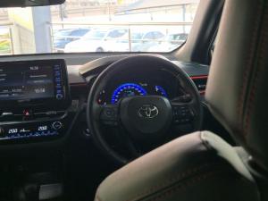 Toyota Corolla Cross 1.8 GR-Sport - Image 17