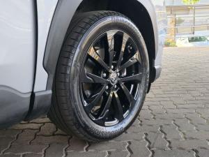 Toyota Corolla Cross 1.8 GR-Sport - Image 9