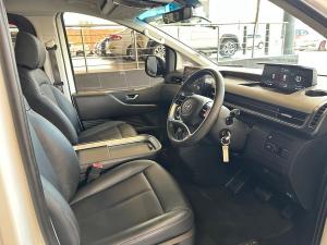 Hyundai Staria 2.2D Multicab - Image 10