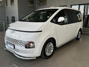 Hyundai Staria 2.2D Multicab - Image 3