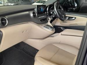 Mercedes-Benz V-Class V300d Exclusive - Image 14