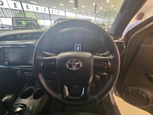 Toyota Hilux 2.8GD-6 double cab 4x4 Legend 50 auto - Image 8