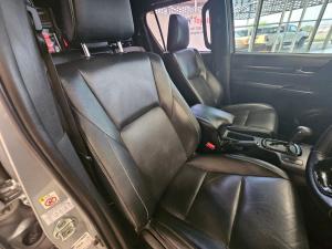 Toyota Hilux 2.8GD-6 double cab 4x4 Legend 50 auto - Image 15